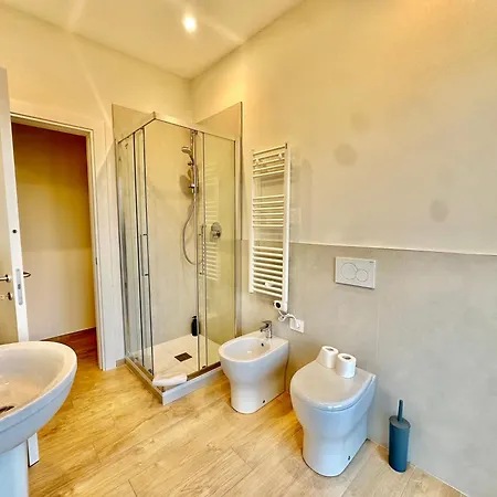 아파트 Luxury House A Pochi Passi Dalla Tramvia 스칸디치